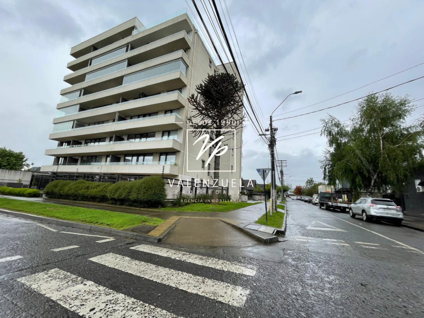 Edificio Sangers 1 Dormitorio, Estacionamiento, Bodega, Incluye Gasto Común